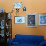 Via Roma 4*