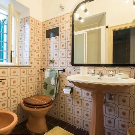 Via Roma Bed & Breakfast 3*