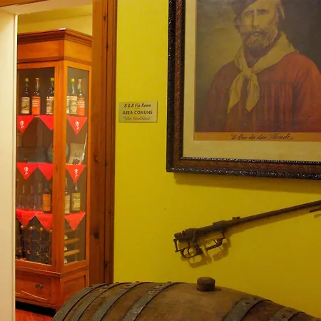 Via Roma Bed & Breakfast 3*