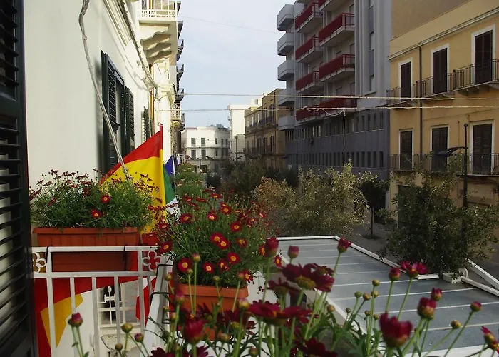 Bed and breakfast Via Roma 3*